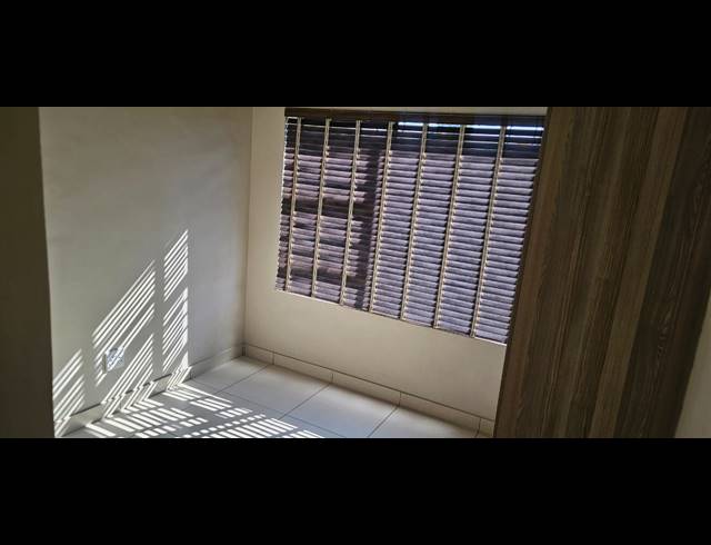 3 BEDROOM TOWNHOUSE FOR SALE IN WATERKLOOF AH